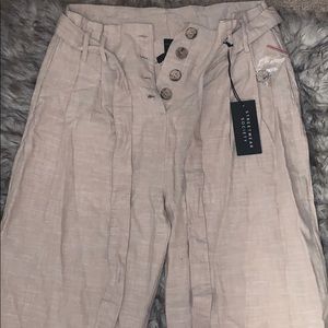 Women’s Beige Wide Leg Capri Pant